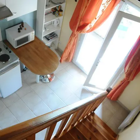 Roque Blanc Chambres Bed & Breakfast *