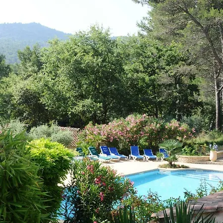 Roque Blanc Chambres Bed & Breakfast *